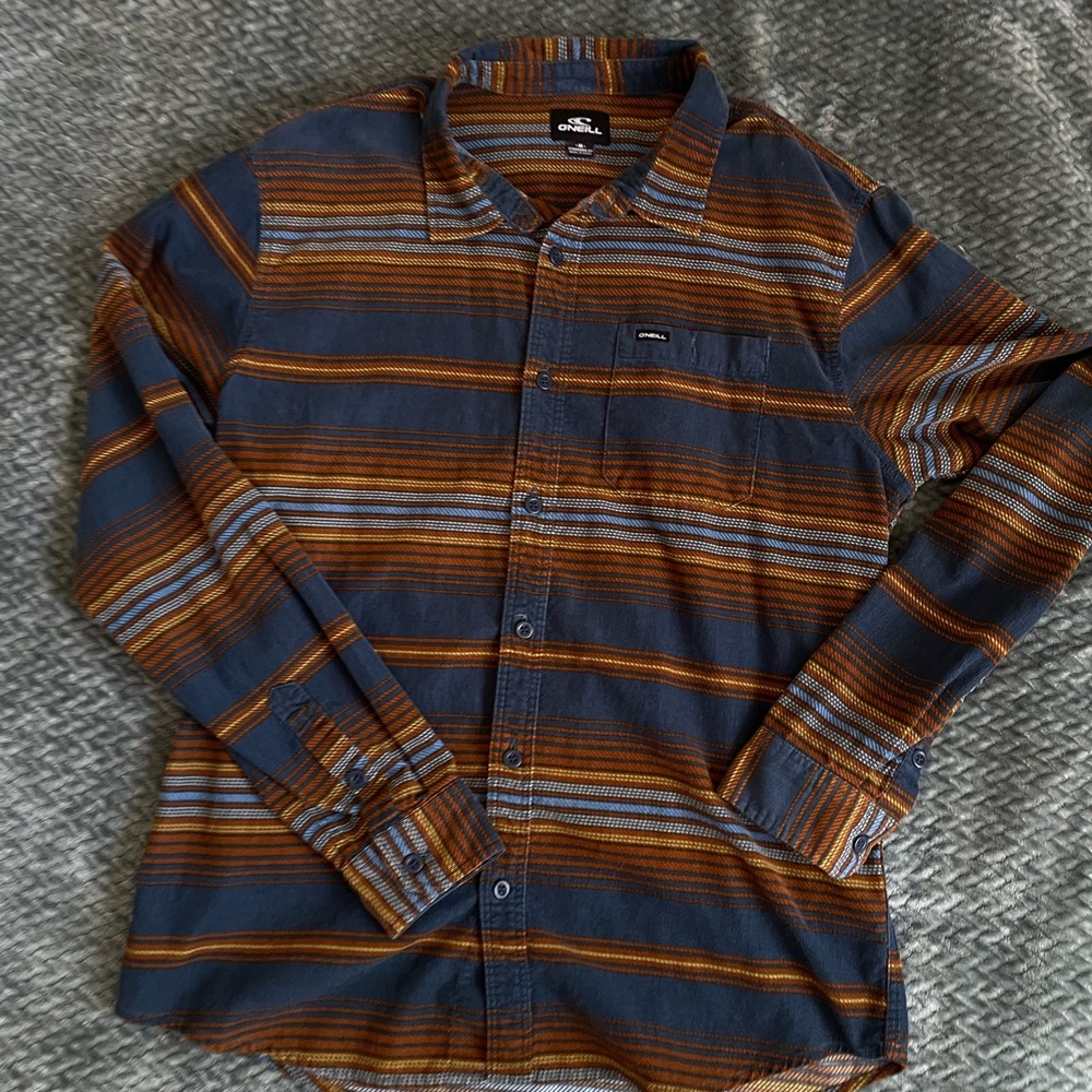 ONEIL surfer button down. Size M. Corduroy.